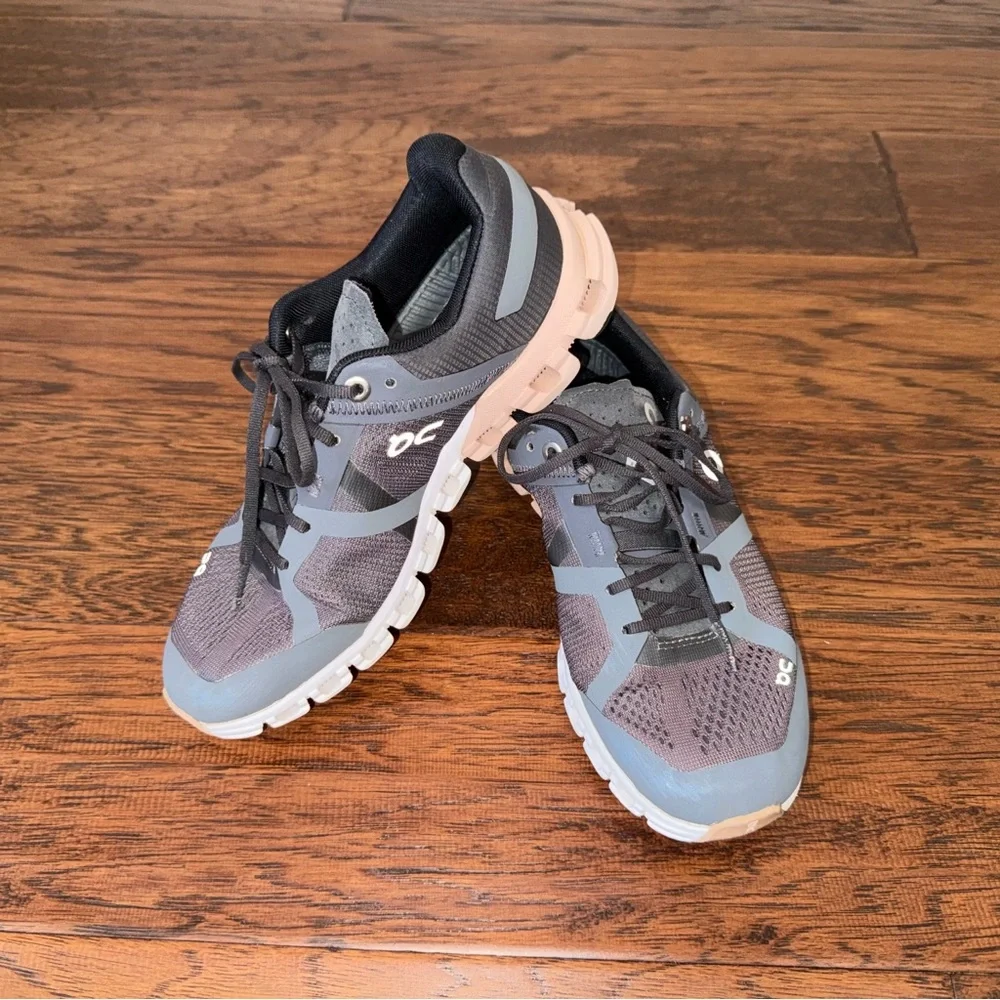 ON Cloudflow Running Shoe - Picture 12 of 14